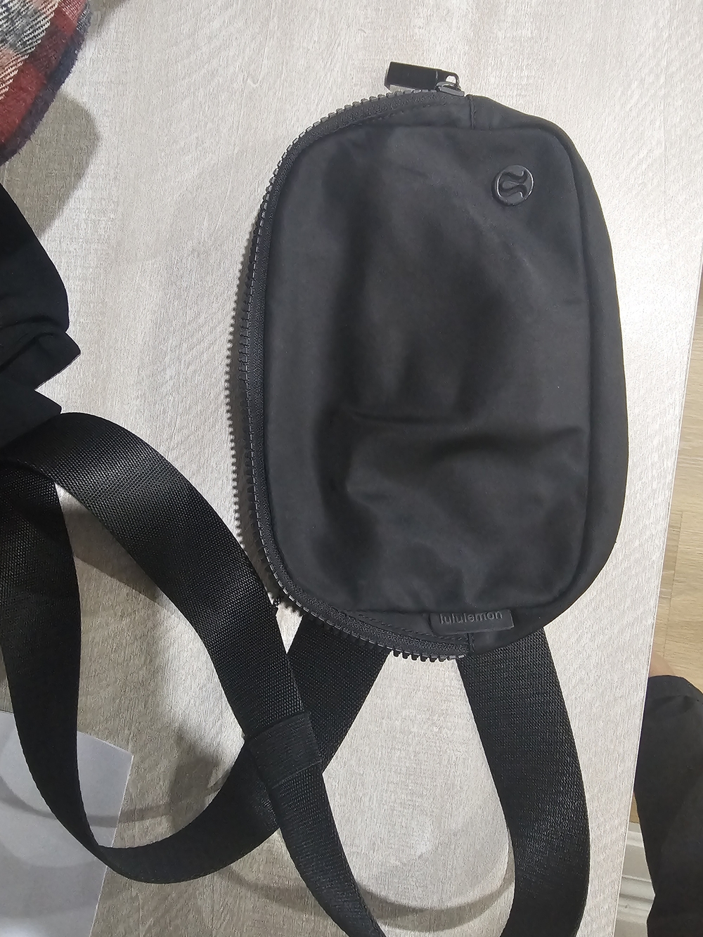 lululemon athletica Black Everywhere Belt Bag 1L